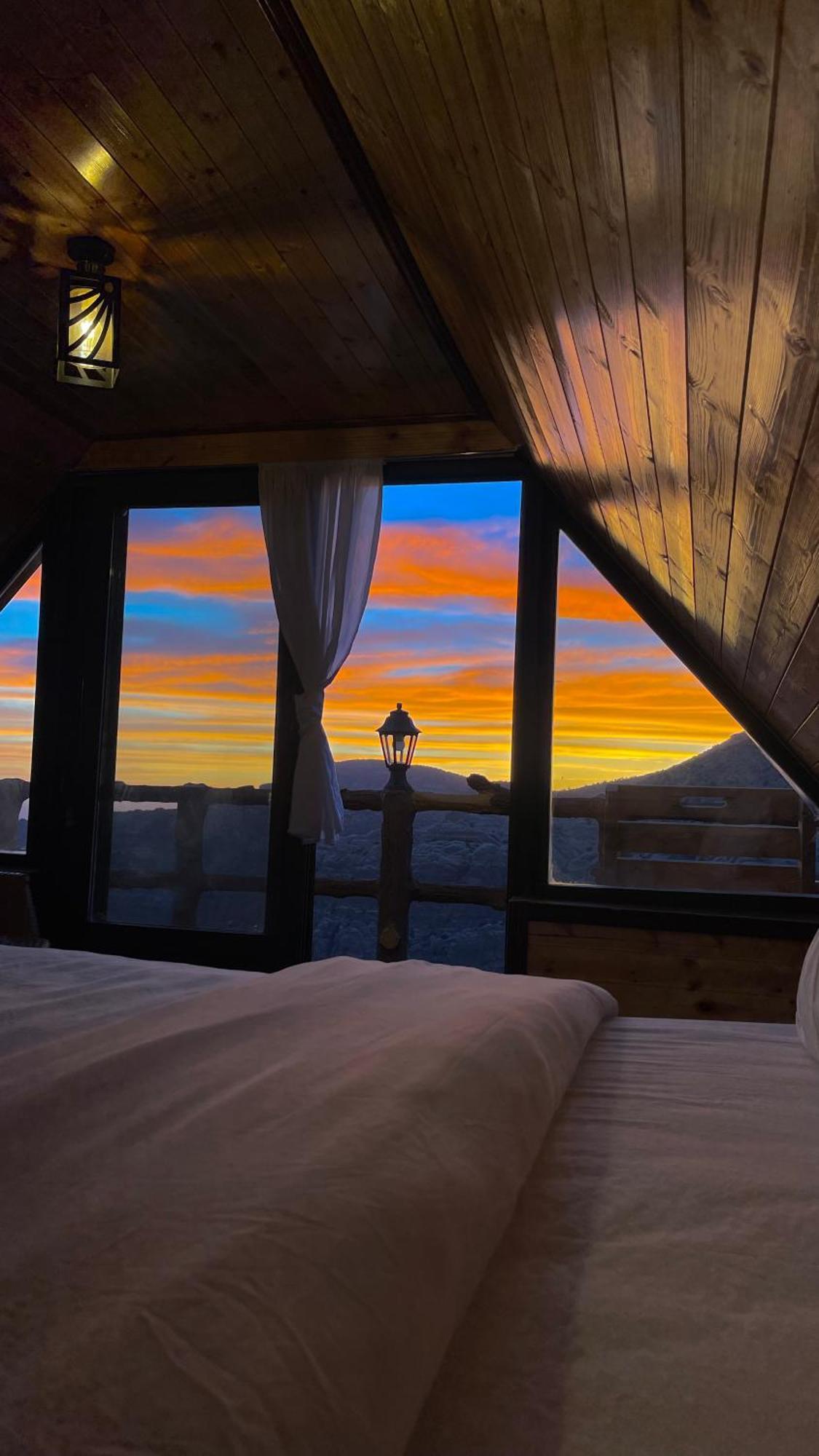 Dana Luxury Huts Hotel Luaran gambar