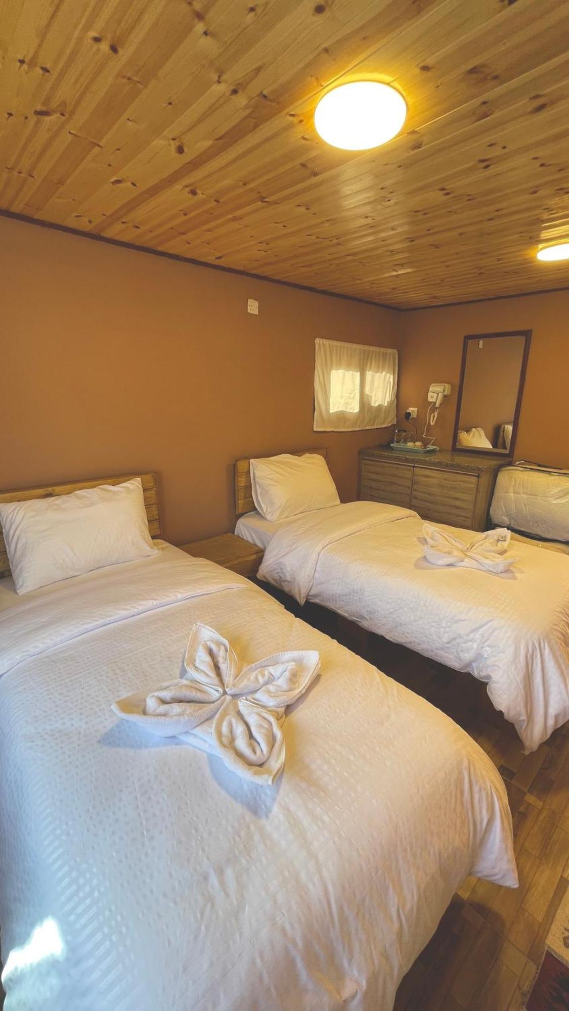 Dana Luxury Huts Hotel Luaran gambar