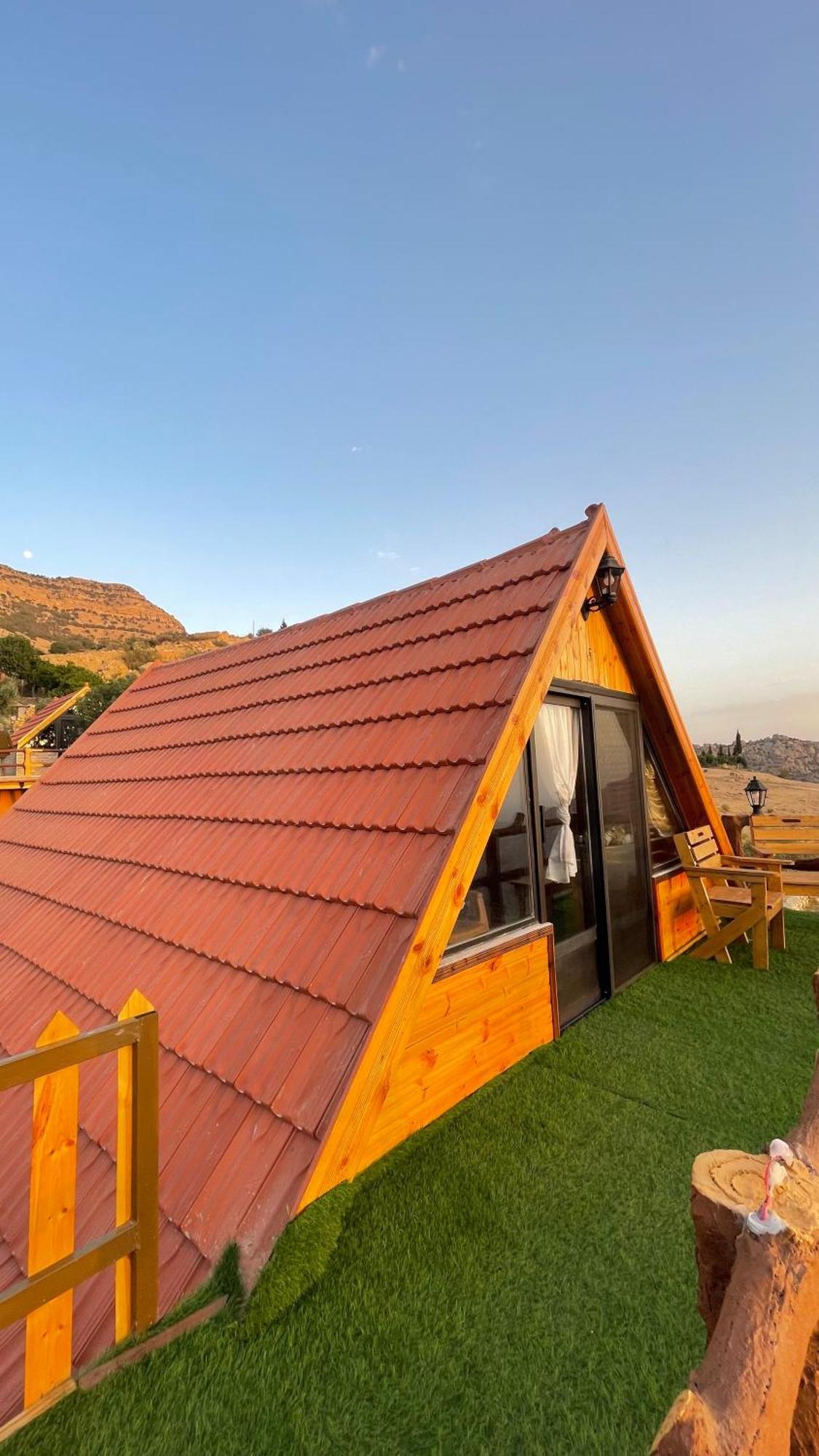 Dana Luxury Huts Hotel Luaran gambar