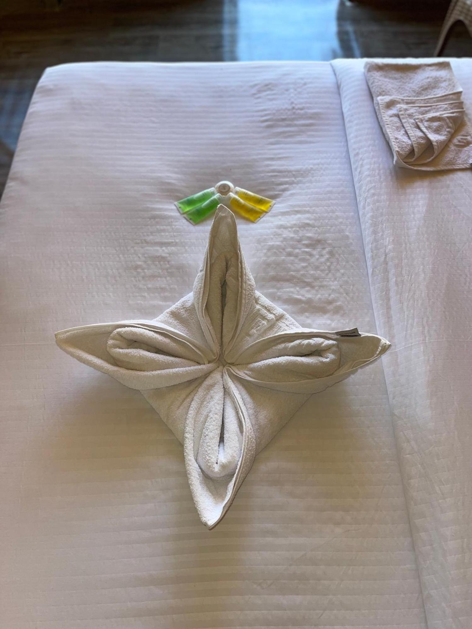 Dana Luxury Huts Hotel Luaran gambar