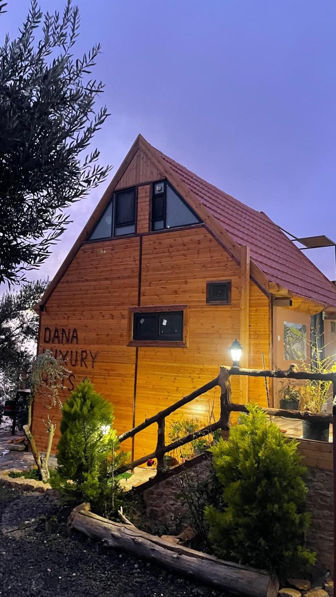 Dana Luxury Huts Hotel Luaran gambar