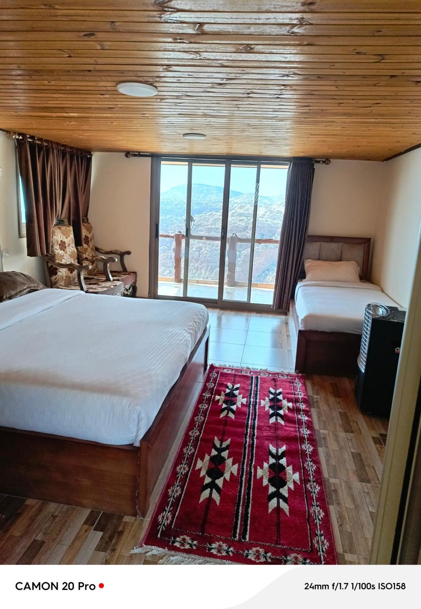 Dana Luxury Huts Hotel Luaran gambar