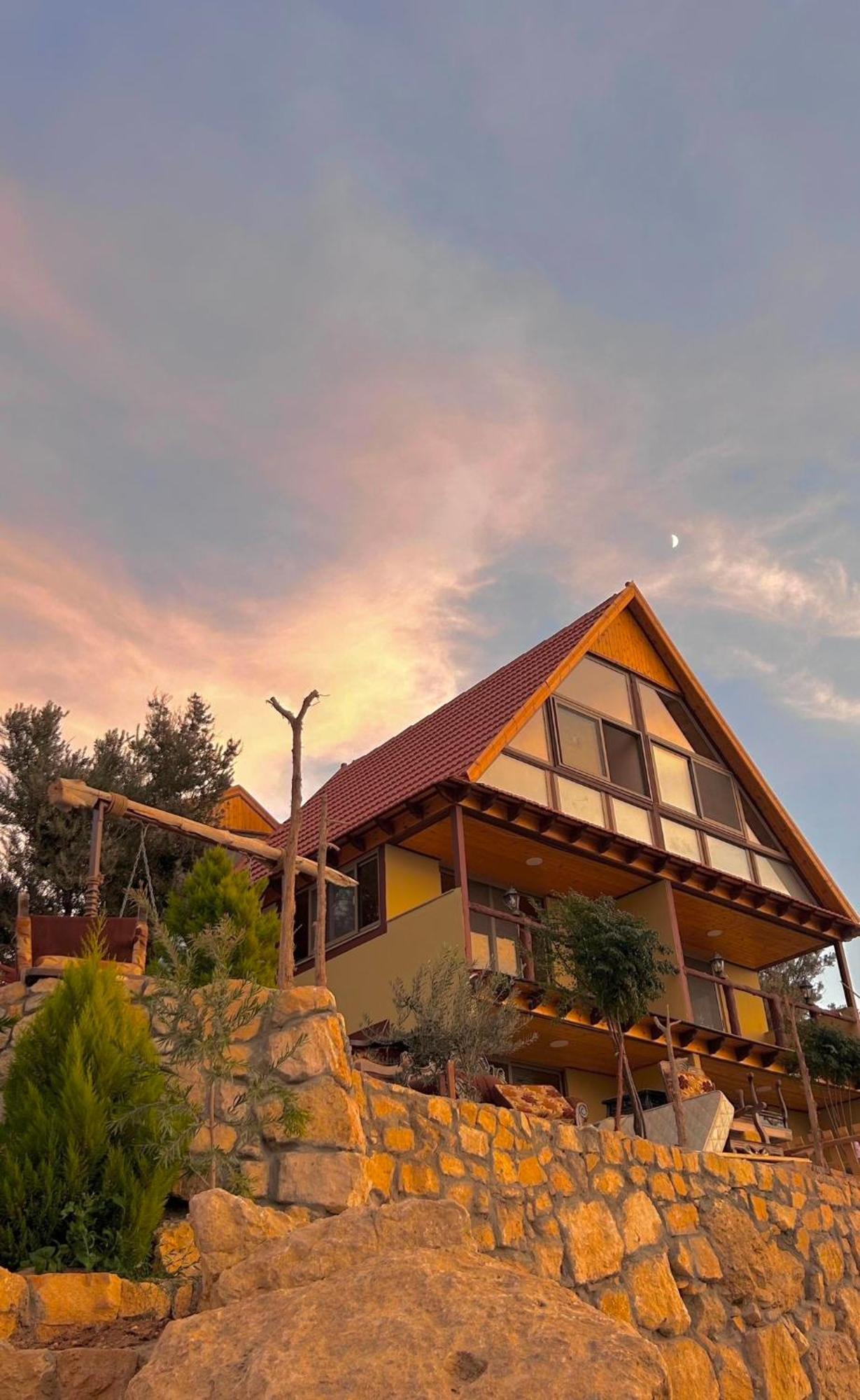 Dana Luxury Huts Hotel Luaran gambar